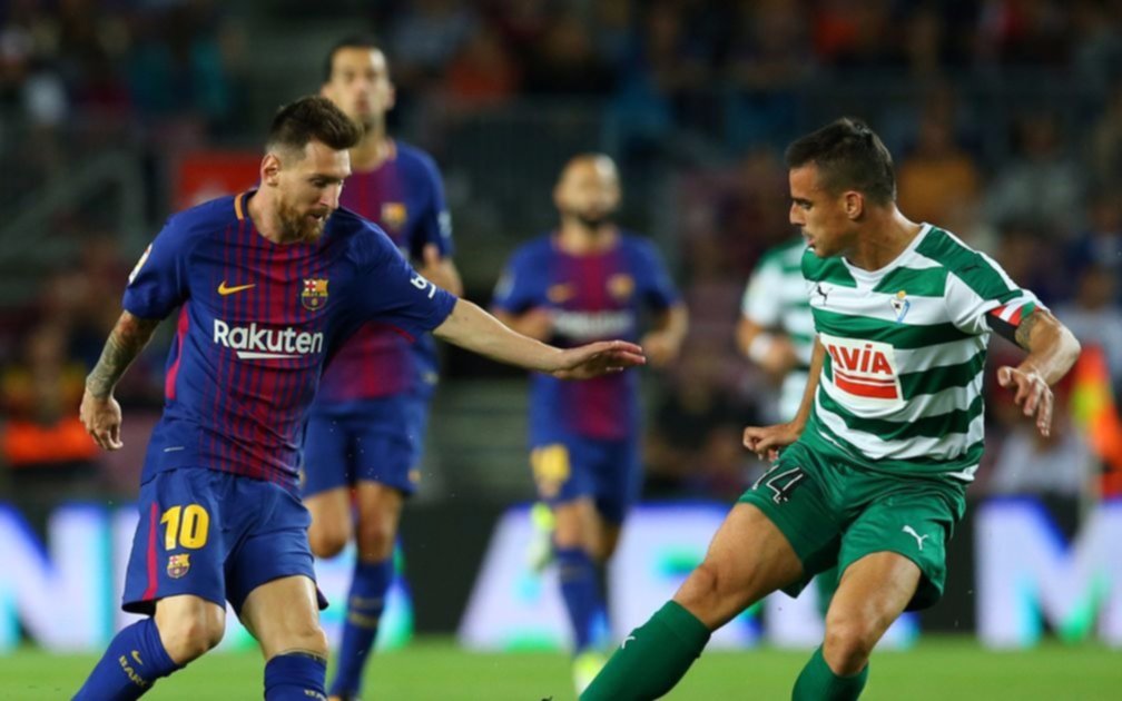 Con Messi a la cabeza, Barcelona busca cortar la racha de empates frente a Eibar