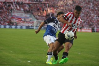 Cobra fuerza la chance de que se modifique el clásico platense