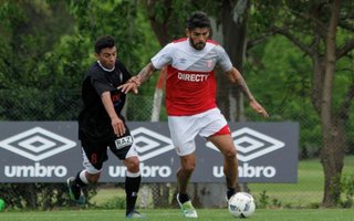 Toledo se mete en el equipo y Viatri está con un pie afuera