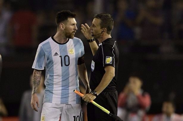 Beausejour repudia la decisión de la FIFA por el caso Messi