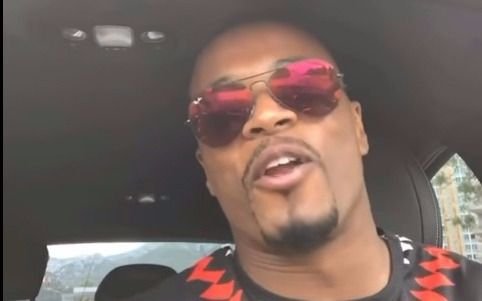 El divertido saludo de Evra para los argentinos