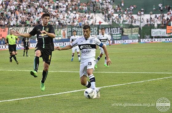 Sigue soñando: Banfield venció a Gimnasia y se acercó a Boca