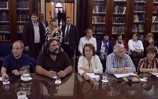 Los docentes cobran mañana un nuevo anticipo del aumento salarial paritario