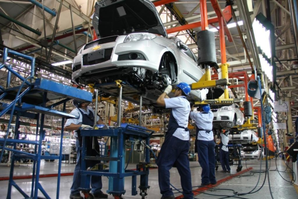 Cayó la producción de autos en el primer semestre