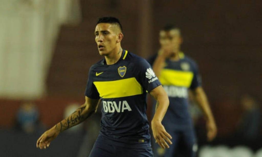 La nueva foto polémica de la figura de Boca — Con una escopeta