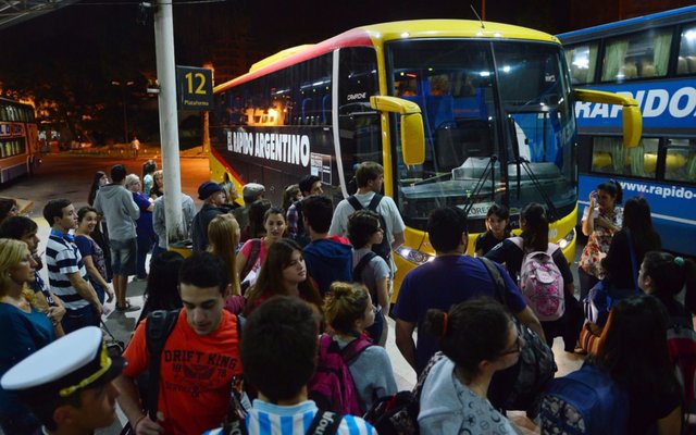 La UTA anunció un paro de micros de larga distancia a partir de la medianoche