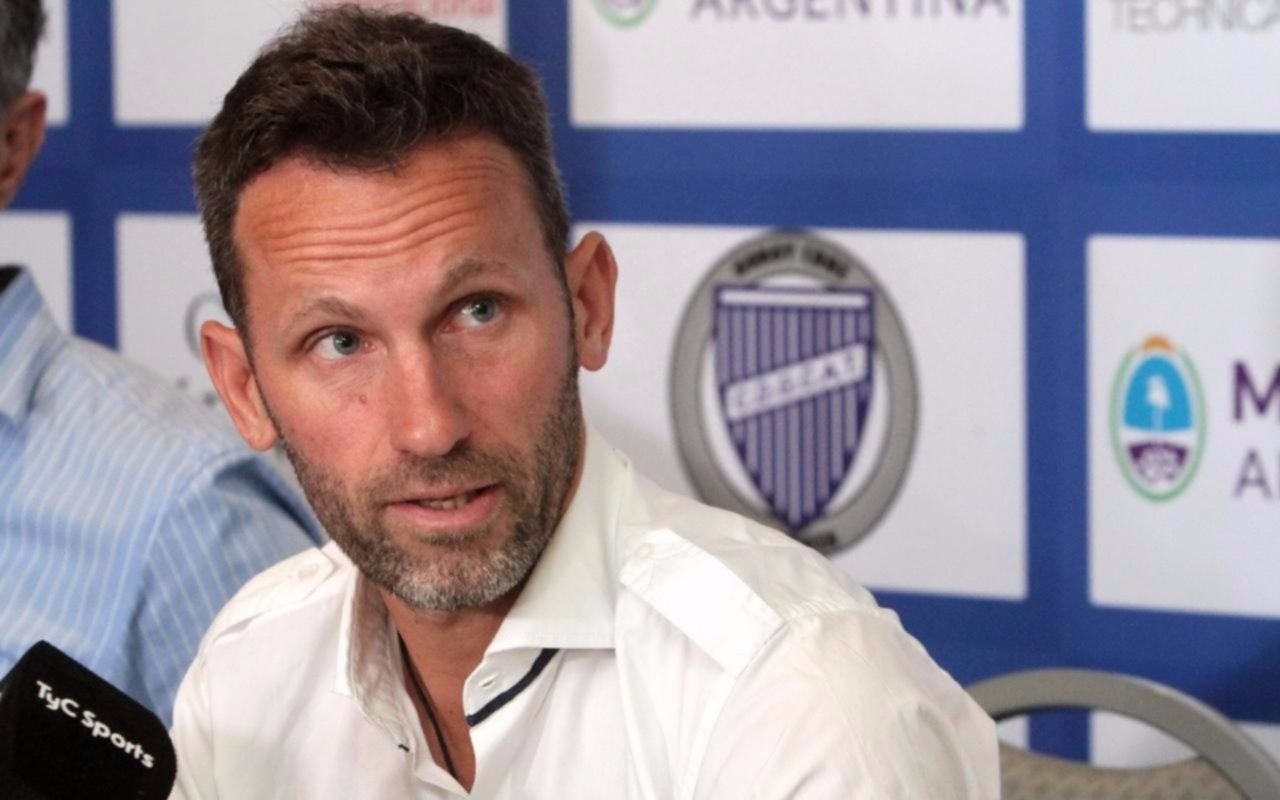 Estudiantes goleó a Temperley