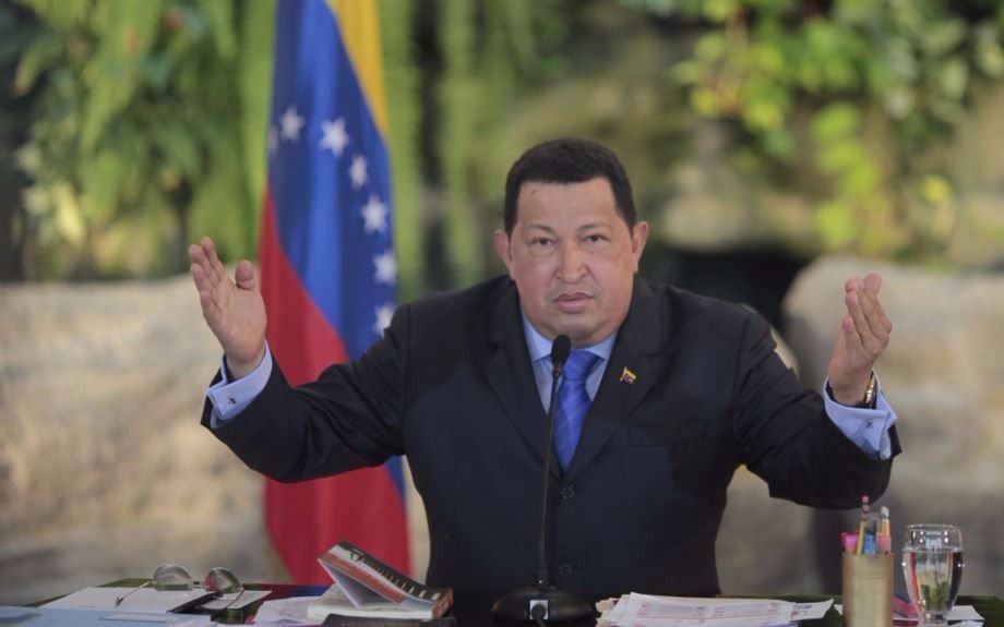 Amaga Trump con analizar licencias de TV Amaga Trump con analizar licencias de TV