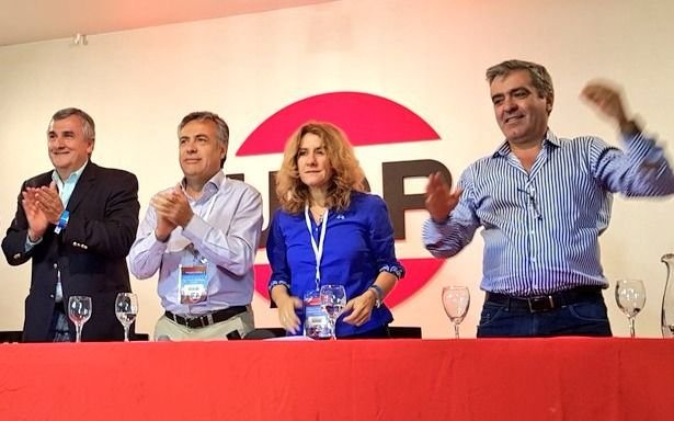 Alfredo Cornejo, gobernador de Mendoza, es el nuevo presidente de la UCR Alfredo Cornejo, gobernador de Mendoza, es el nuevo presidente de la UCR