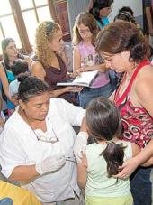 Programa de vacunación contra la fiebre amarilla en la zona