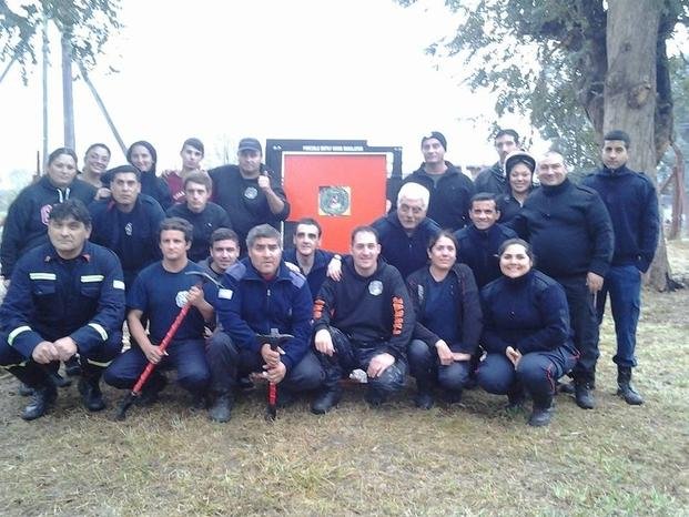 En el barrio El Peligro funciona el primer cuartel de bomberos voluntarios platense
