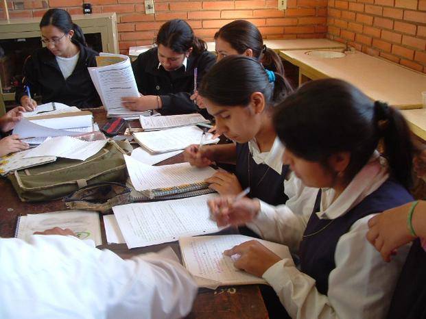 Calculan que podrían subir un 30% las cuotas de los colegios privados