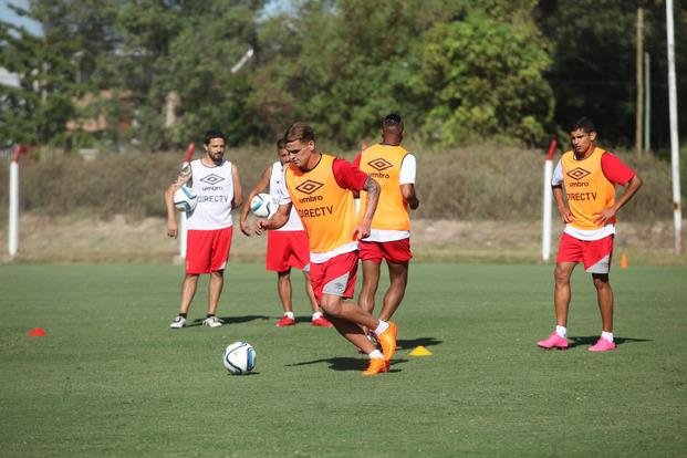 Llegó González Pírez y entrenó con el Pincha