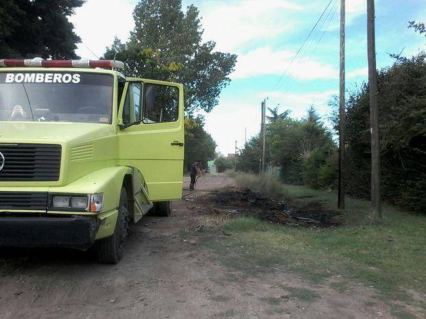 Vecinos queman la basura por la falta de recolección