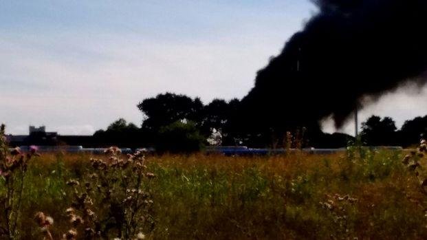 Incendio en galpones del ferrocarril, en Tolosa