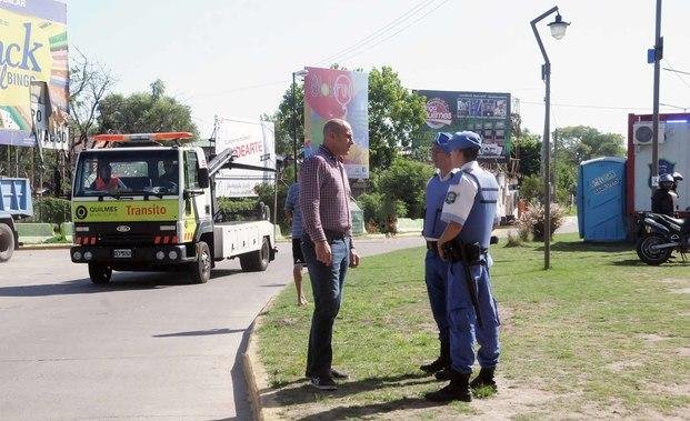 Molina visitó al personal policial de la ribera