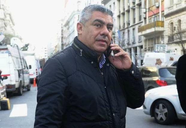 "Chiqui" Tapia se mostró "optimista" para la vuelta del fútbol "si la dirigencia trabaja en conjunto"