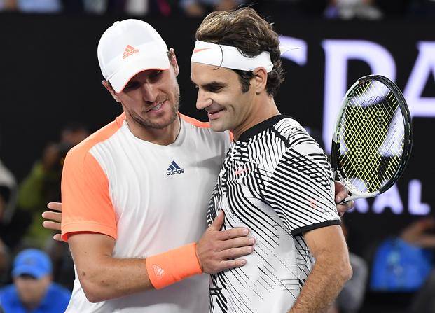 Abierto de Australia: Federer sigue imparable en su 
regreso
