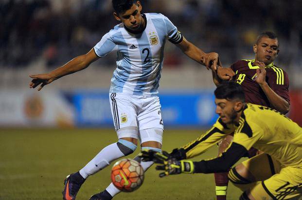 El Sub 20 pasó tras un empate sin goles