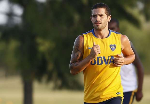 Gago quiere ganar el doble en Boca y el Milan viene a buscarlo
