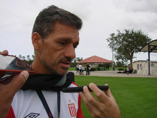 “No me incomoda, respaldo todos los objetivos del Club”