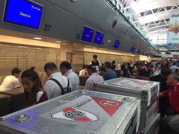 Parte del plantel de River no pudo viajar por problemas en los vuelos