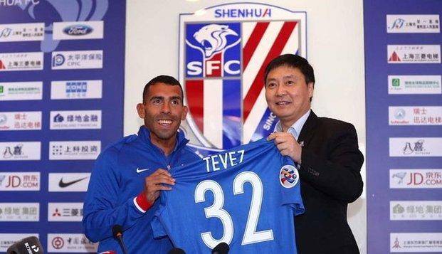 Tevez en China: "no digo cuánto gano por respeto a mis compañeros y al club"
