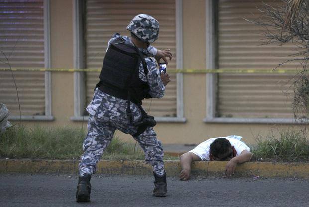 México convulsionado: ya son 3 los muertos por las protestas iniciadas contra el aumento de combustibles