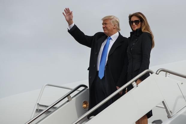 Trump llegó a Washington para dar inicio a los actos de su investidura