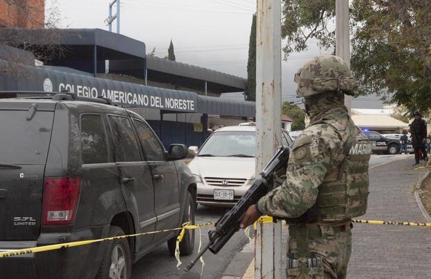 Un alumno abrió fuego en una escuela de México, dejó cuatro heridos y se mató de un tiro