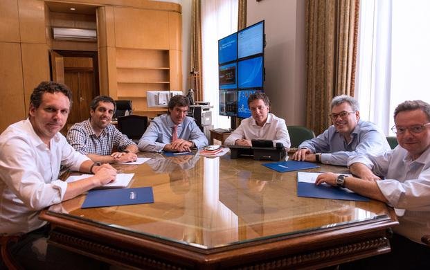 Dujovne se reunió con el equipo económico que lo acompañará