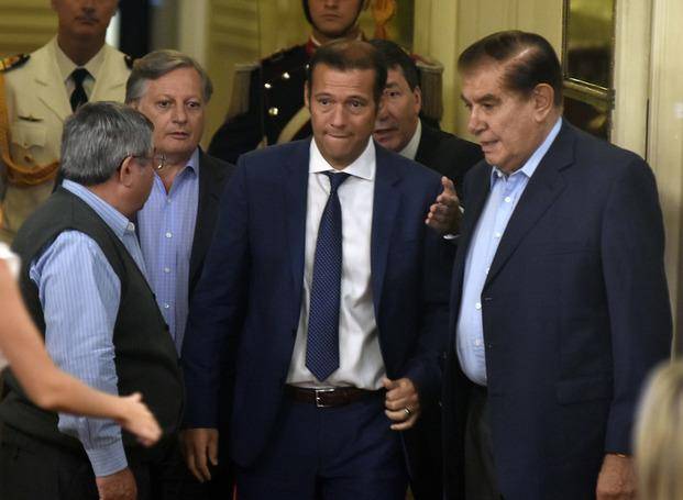 El acuerdo con petroleros reaviva polémica por una reforma laboral