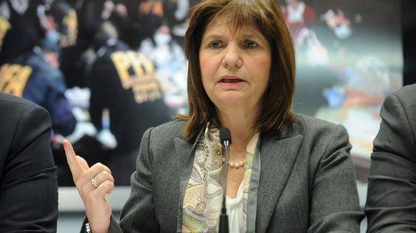 Hackearon más de 30 cuentas de mails del ministerio de Seguridad