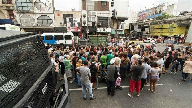 Manteros volvieron a protestar en Once: hubo detenidos