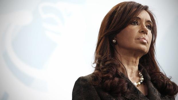 Para Cristina, la opinión de Gómez Centurión sobre la dictadura "es la de Macri"