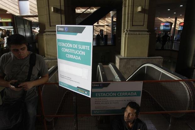 Subte: paro sorpresivo y denuncia penal