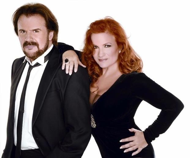El dúo Pimpinela celebra sus treinta y cinco años junto a la música en La Feliz