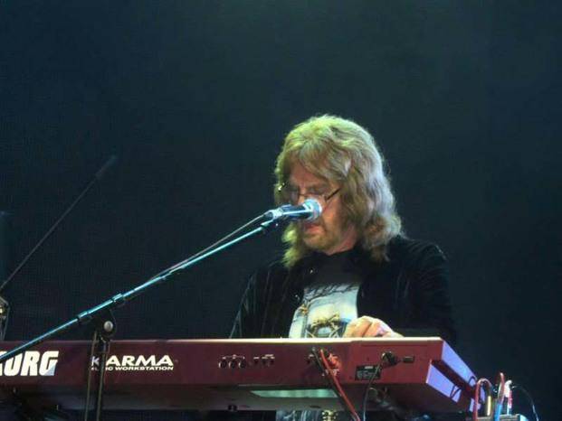 Murió el tecladista de Sabbath, Geoff Nichols