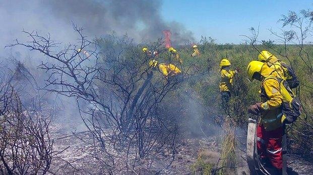 Califican de "catastrófico" el incendio que afectó a tres provincias