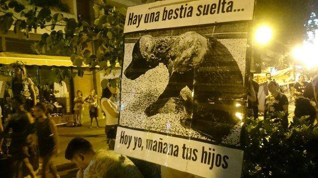 Se movilizaron en Córdoba para pedir Justicia por el perro "Chocolate"