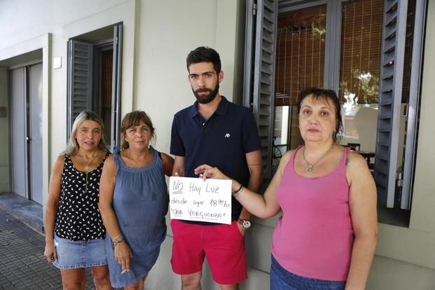 Apagones amargaron más de un brindis en la Ciudad