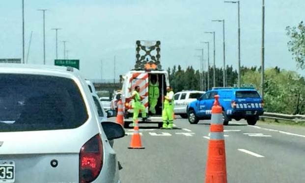 Autopista: choque y demoras en Hudson