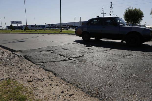 Batería de reclamos por el estado de la avenida 520