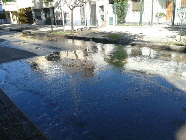 Protesta por grandes pérdidas de agua