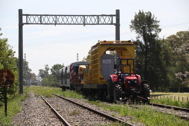 Se agudiza la demora para que el tren eléctrico llegue a City Bell