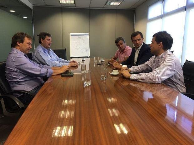 Intendentes del PJ esperan a Randazzo pero por las dudas analizan alternativas