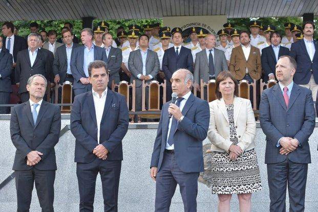 Salvador ponderó los cambios efectuados en la policía bonaerense