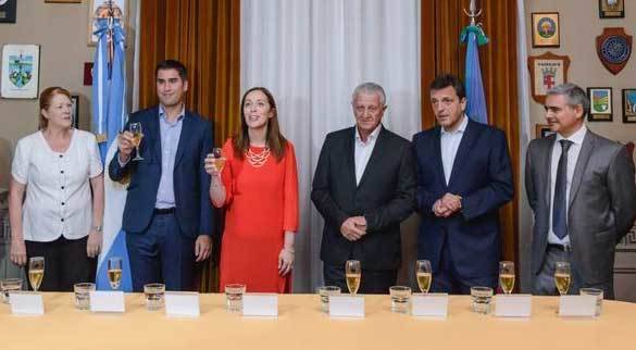 Una alianza con Massa  y una pata peronista