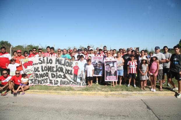 Marcha y reclamos por un choque con dos muertos