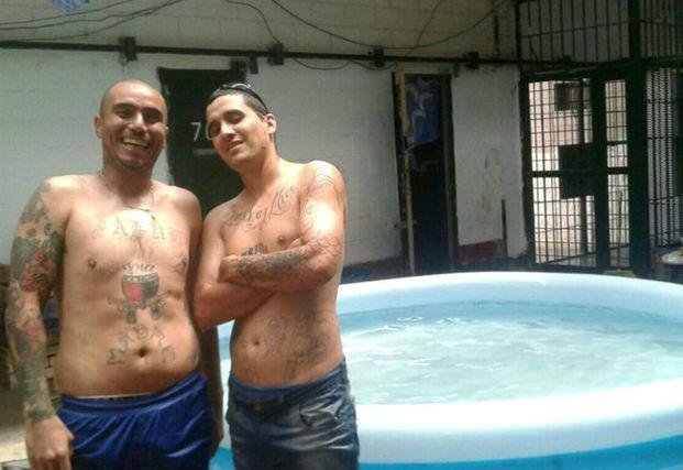 Polémica por los presos con pileta